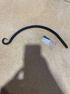 lot 2380 image: 15in Plant Hangers 6ct