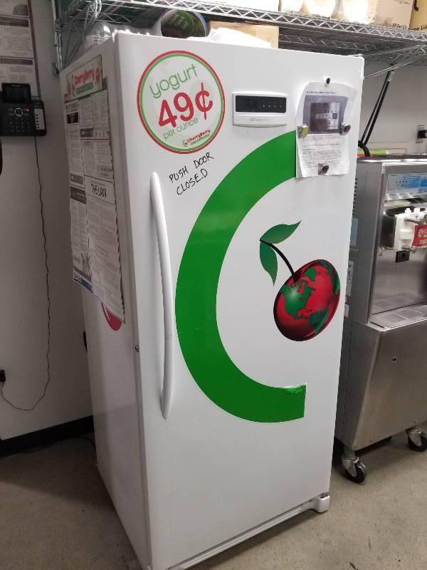 lot 1079 image: Frigidaire single door freezer