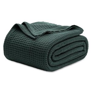 lot 2616 image: Bedsure 100% Cotton Blanket King Size for Bed - Waffle Weave Fall Blanket, Lightweight and Breathable Soft Woven Blanket for Summer, Dark Green, 104x90 inches