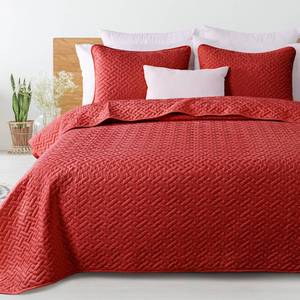 lot 2691 image: Exclusivo Mezcla King Size Quilt Bedding Set with Pillow Shams, Soft Lightweight Quilts Basket Quilted Bedspreads Coverlets Bed Cover for All Seasons, Red