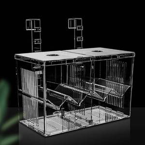 lot 12582 image: Aquarium Breeder Box, Acrylic Aquarium Breeder Box, Isolation Hatchery Feeding Boxes for Small Fish Fry Hatchery