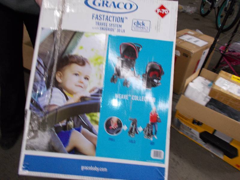 lot 1351 image: graco car seat and stroller combo