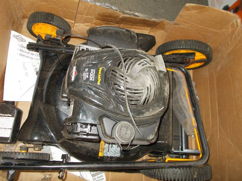 lot 1356 image: poulan pro mower