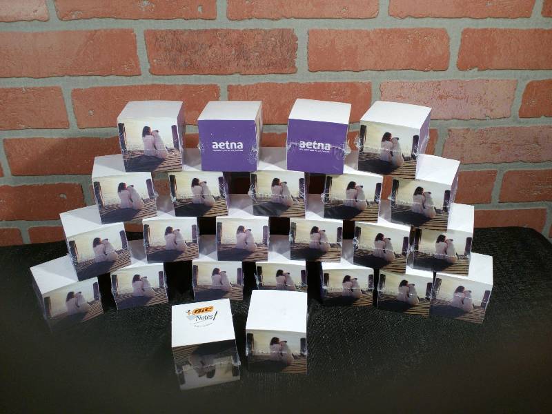 lot 29 image: Bic Sticky Note Cube Pads With Logo