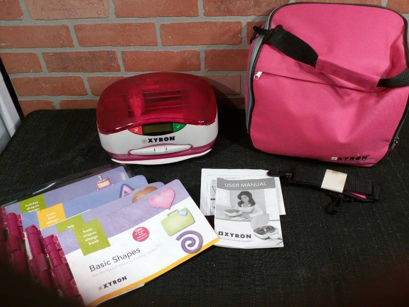 lot 44 image: Xyron Electronic Personal Cutting System Plus Extras