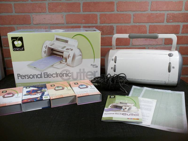 lot 45 image: Cricut Personal Electronic Cutter Plus Extras