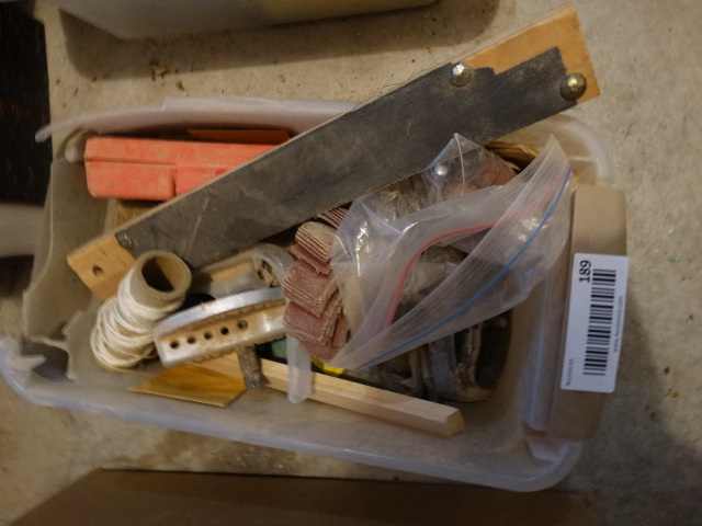 lot 189 image: Small Tub of Woodworking Tools & Bits.