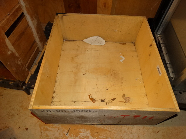 lot 254 image: Large Wood Parts Box.