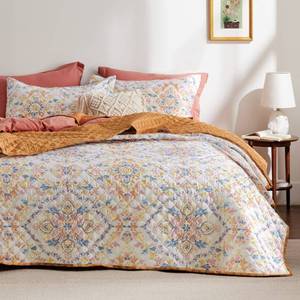 lot 16328 image: Bedsure Boho Quilt Set King - Reversible Orange Bohemian Quilt Bedding Set, 3 Pieces Lightweight Microfiber Bedspread, Damask Patterned Coverlet Set with 2 Pillow Shams for All Seasons (106x96)