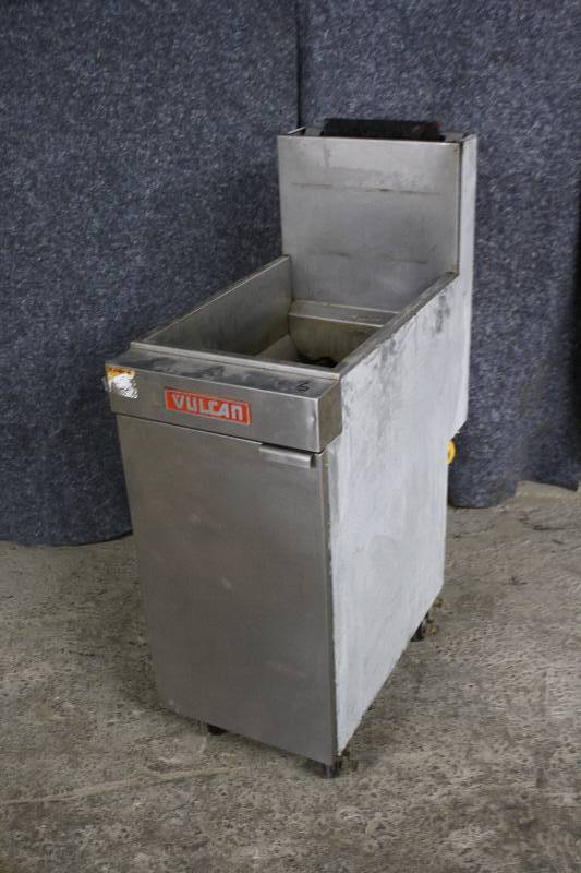 lot 6 image: Vulcan 35lb Natural Gas Fryer