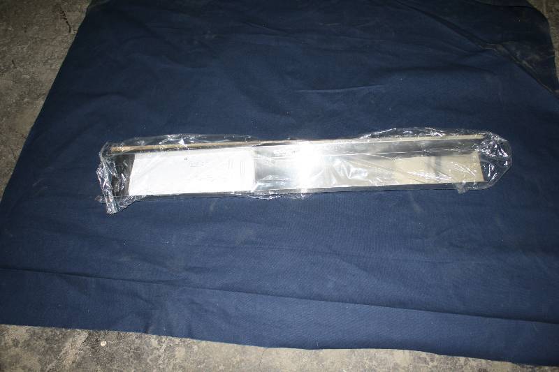 lot 3861 image: Stainless Steal Spead Rail