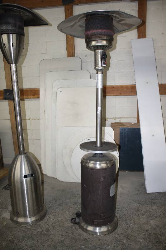 lot 3788 image: Patio Heater