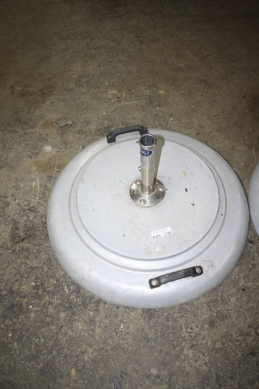lot 3792 image: Umbrella Base