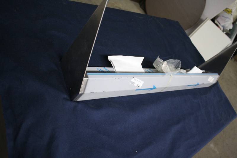 lot 3842 image: Speed Rail