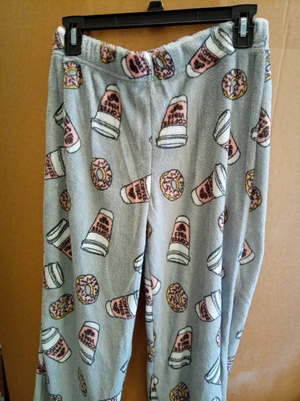 lot 1291 image: Pajama Pants Ladies Gray S Retail $18.99