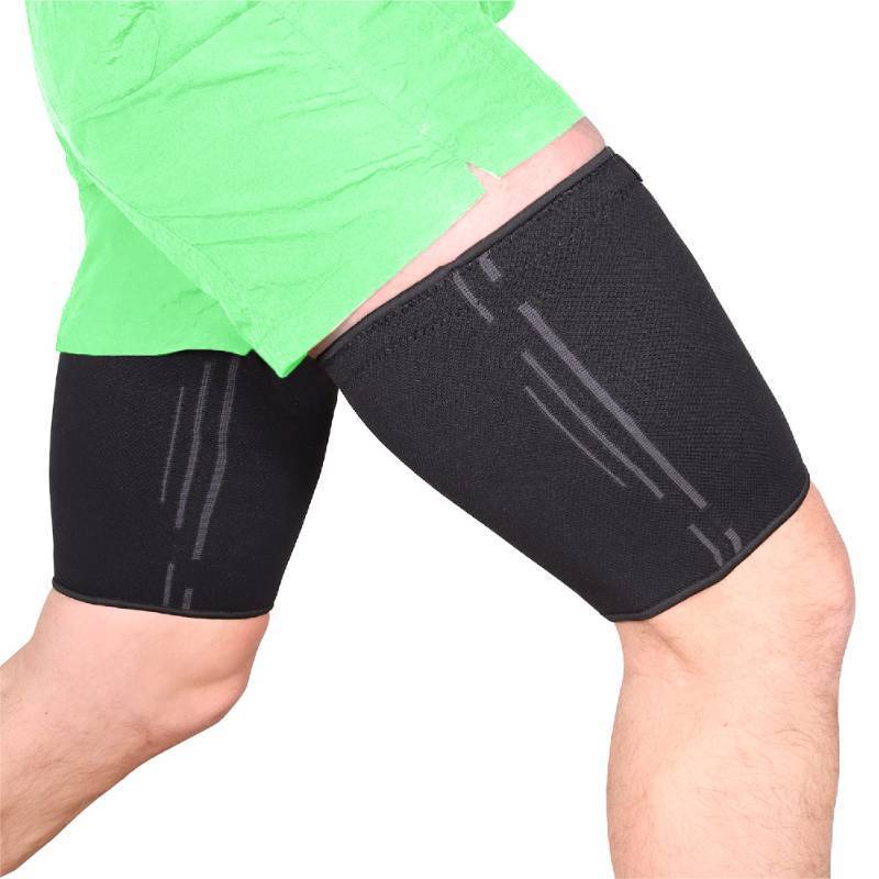 lot 1316 image: Unisex Thigh Compression Sleeve Brace for Sciatica Pain Relief, Leg Injury, Hamstring &amp Hip&nbsp (Medium, Black) Retail $11.44