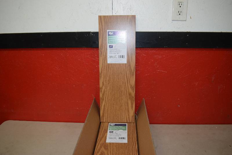lot 18 image: 5 Oak Shelf Boards