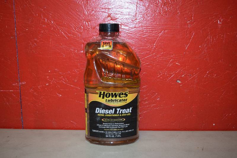 lot 24 image: Howes Lubricator Diesel Treat