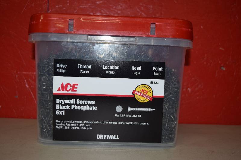 lot 47 image: 25 Pound Bucket ACE Drywall Screws