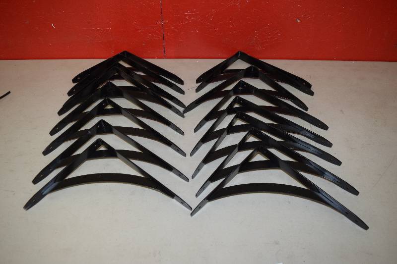 lot 57 image: 16 John Sterling Shelf Brackets
