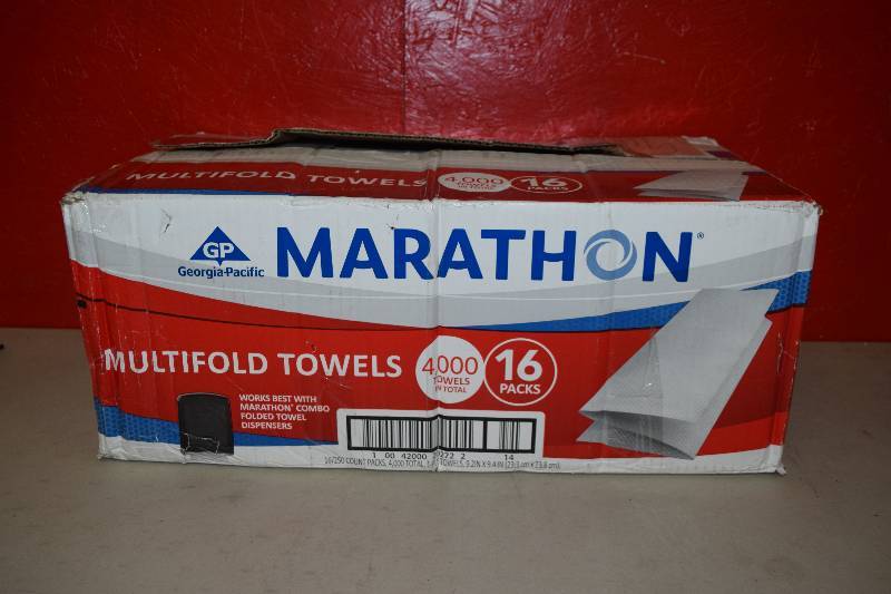 lot 62 image: 4000 Marathon Paper Towels
