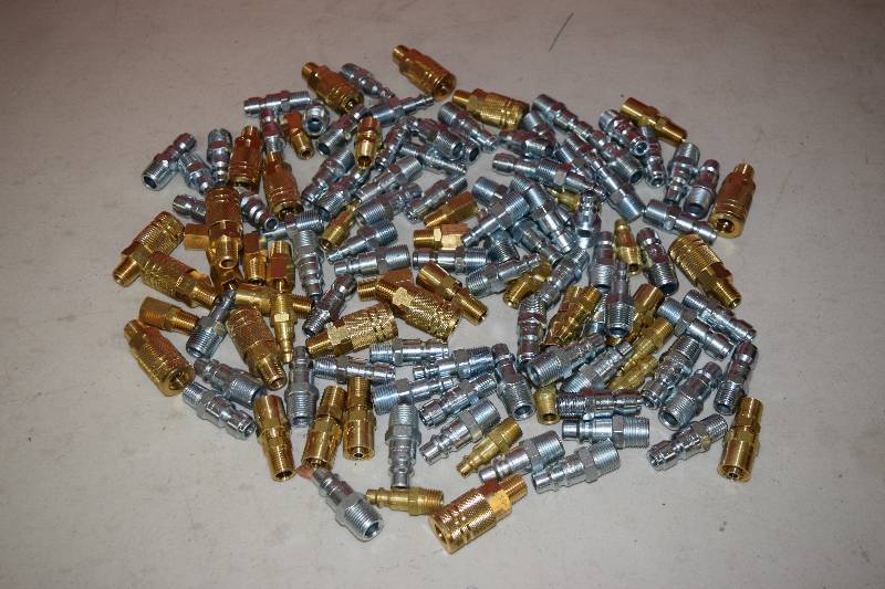 lot 66 image: Air Hose Couplings and Connectors