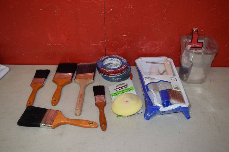 lot 85 image: Painting Supplies