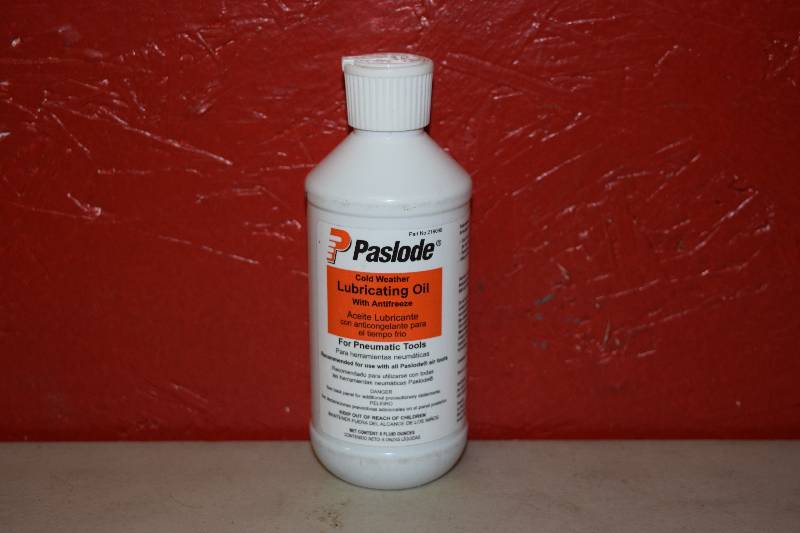 lot 102 image: Paslode Cold Weather Lubricating Oil with Antifreeze