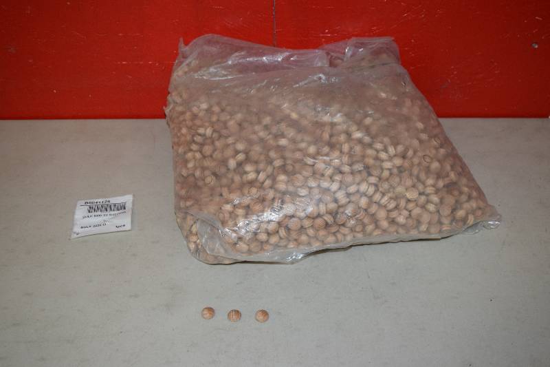 lot 156 image: 5000 LJ Smith Wooden Buttons