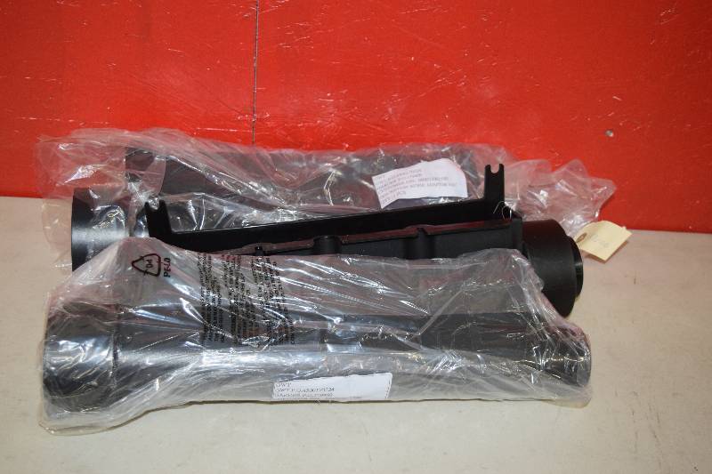 lot 157 image: 3 Ryobi Shop Vac Dust Collection Chutes