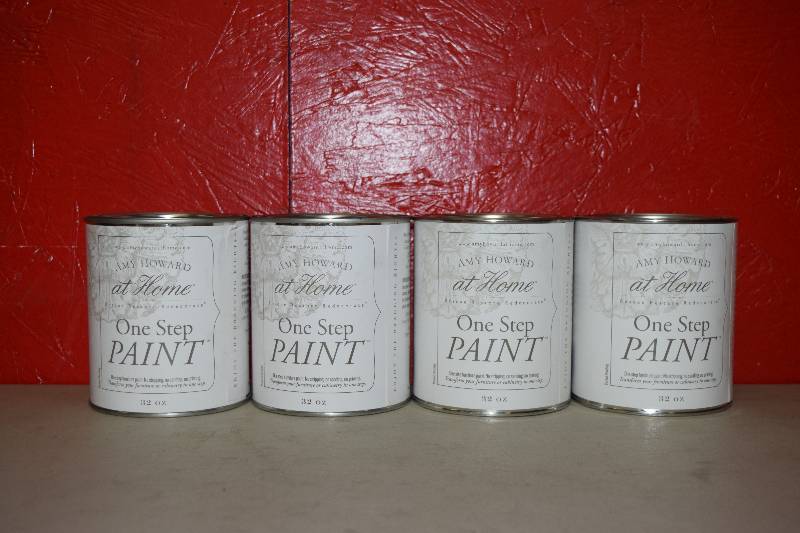 lot 178 image: 4 Quarts Amy Howard At Home One Step Paint