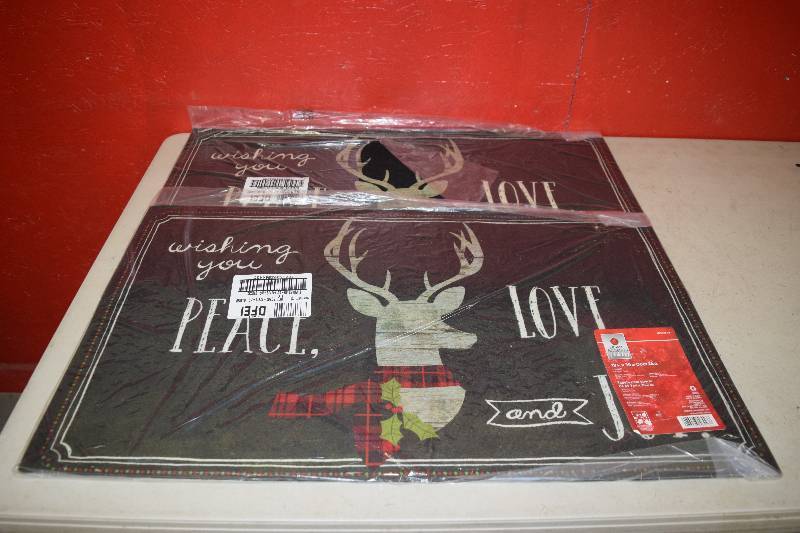 lot 250 image: 2 Home Accent Door Mats