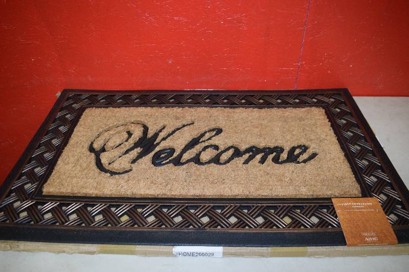 lot 251 image: A1 Home Collections First Impression Door Mat