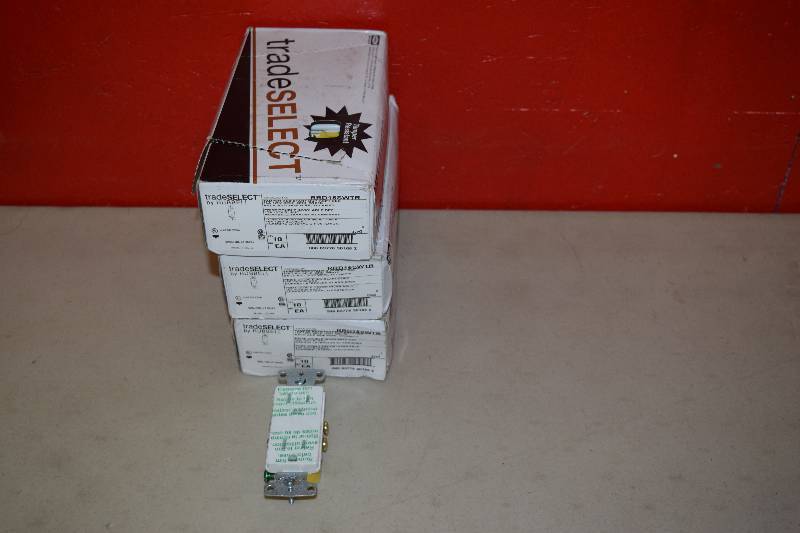lot 277 image: 3 Boxes of 10 Hubbell Tradeselect Tamper Resistant Duplex Receptacles