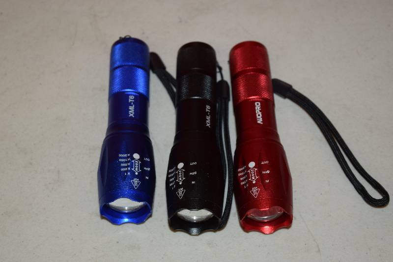 lot 282 image: 3 Auopro Flashlights