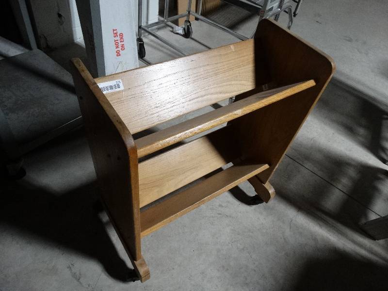 lot 271 image: Oak library book cart on wheels