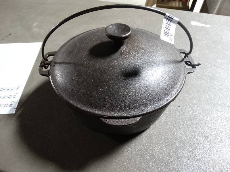 lot 332 image: Griswold cast iron bean pot w lid