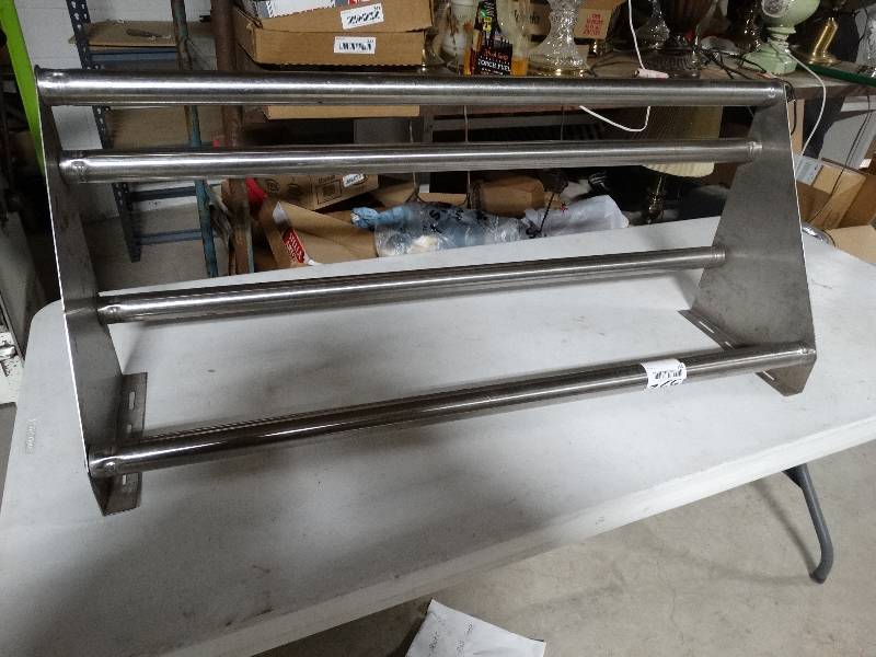 lot 354 image: Stainless steel wall mount rack