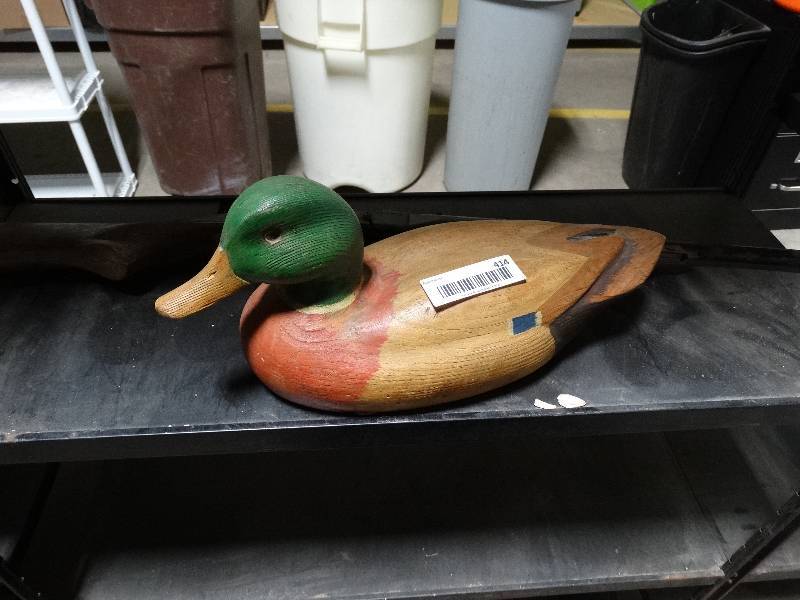 lot 414 image: BB gun & wooden duck decoy