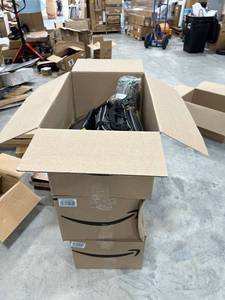 lot 32374 image: Mystery Box 1