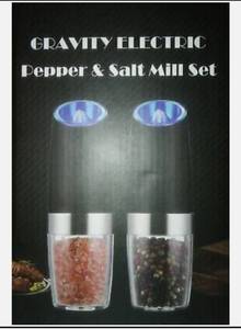 lot 32404 image: NEW Gravity Electric Salt & Pepper Grinder Set, Adjustable Coarseness