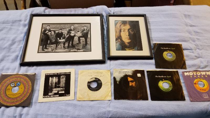 lot 3933 image: Beatles Collection