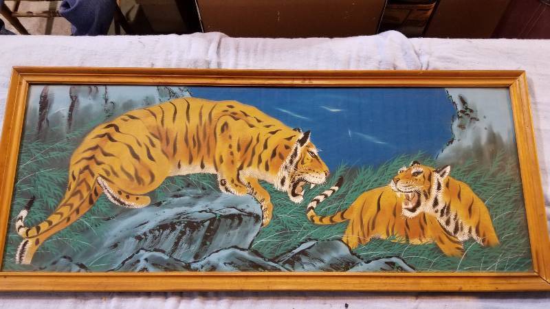 lot 3963 image: Tigers 19 x 45