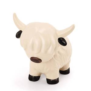 lot 21747 image: Tuitessine Highland Cow Figurines Ceramic Decor Highland Cow Statue Scottish Toetom Cattle Ornament Gifts Farm Home House Desk Accessories Office Animals Table Sculptures Decoration(White)