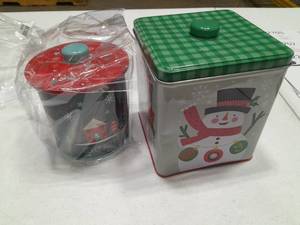 lot 22705 image: Plum Designs Christmas Tins 2 Pack