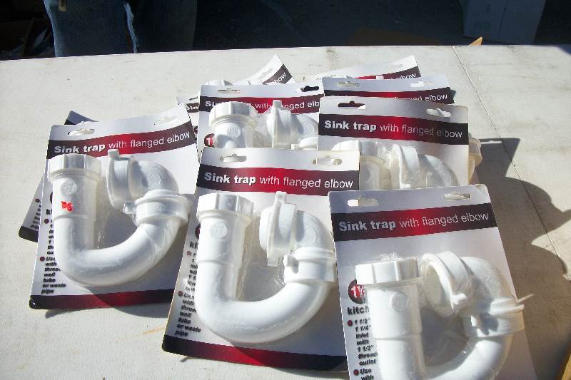 lot 9165 image: 9 sink p traps