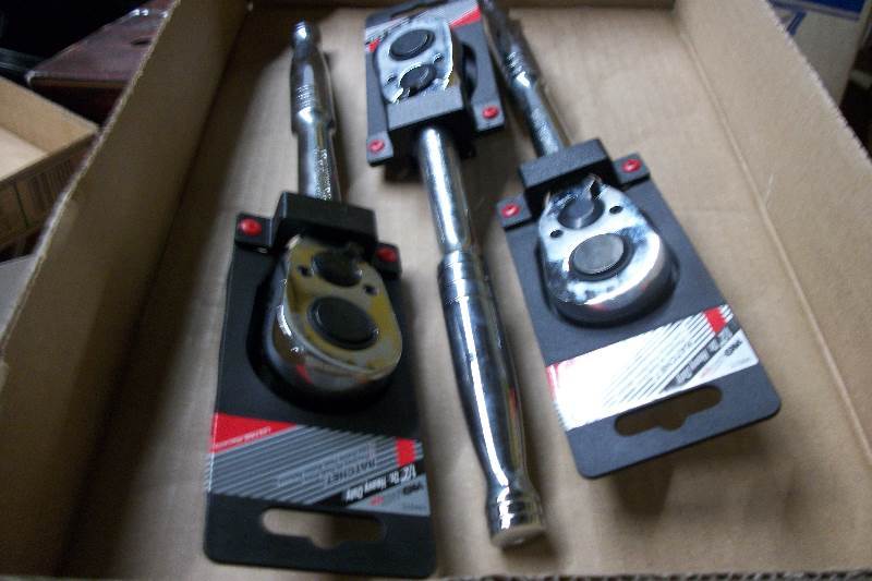 lot 9174 image: 3 promatic 12 drive ratchets