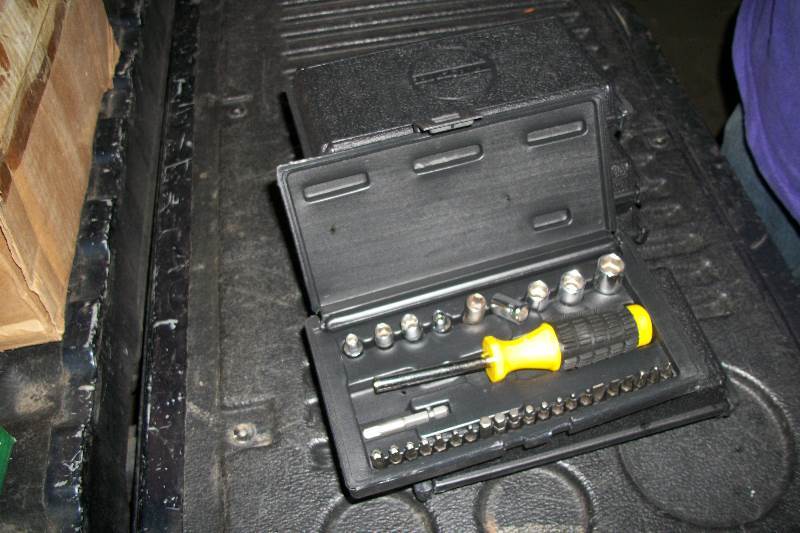 lot 9181 image: 5 sets of truecraft bit sets