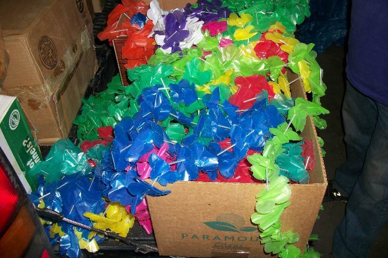 lot 9182 image: box full of leis