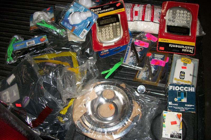 lot 9186 image: misc lot of goods